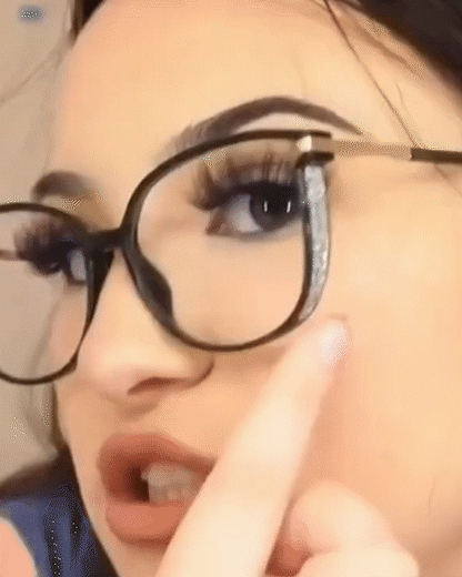 WOMEN'S PORTABLE FASHION ANTI-BLUE LIGHT READING GLASSES